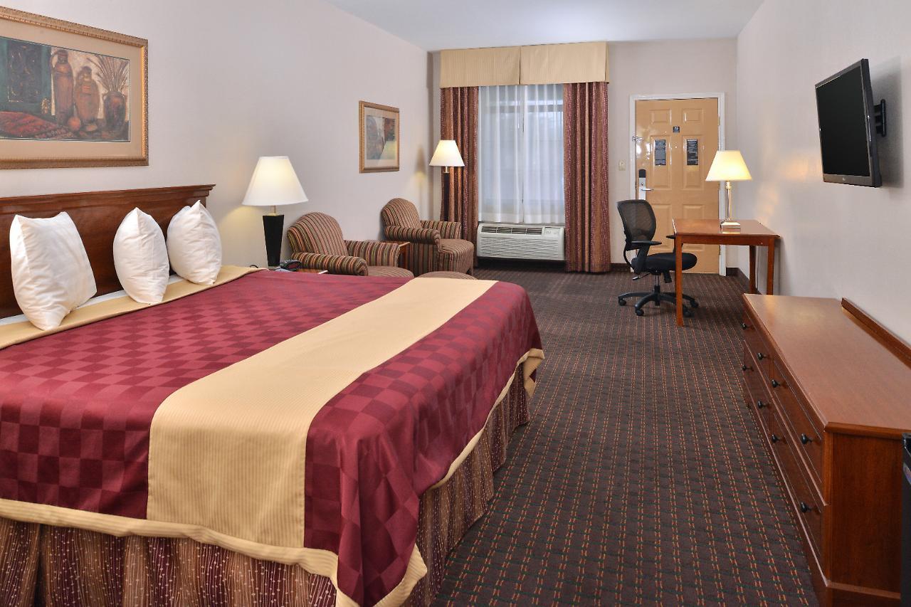 Americas Best Value Inn & Suites San Benito Esterno foto