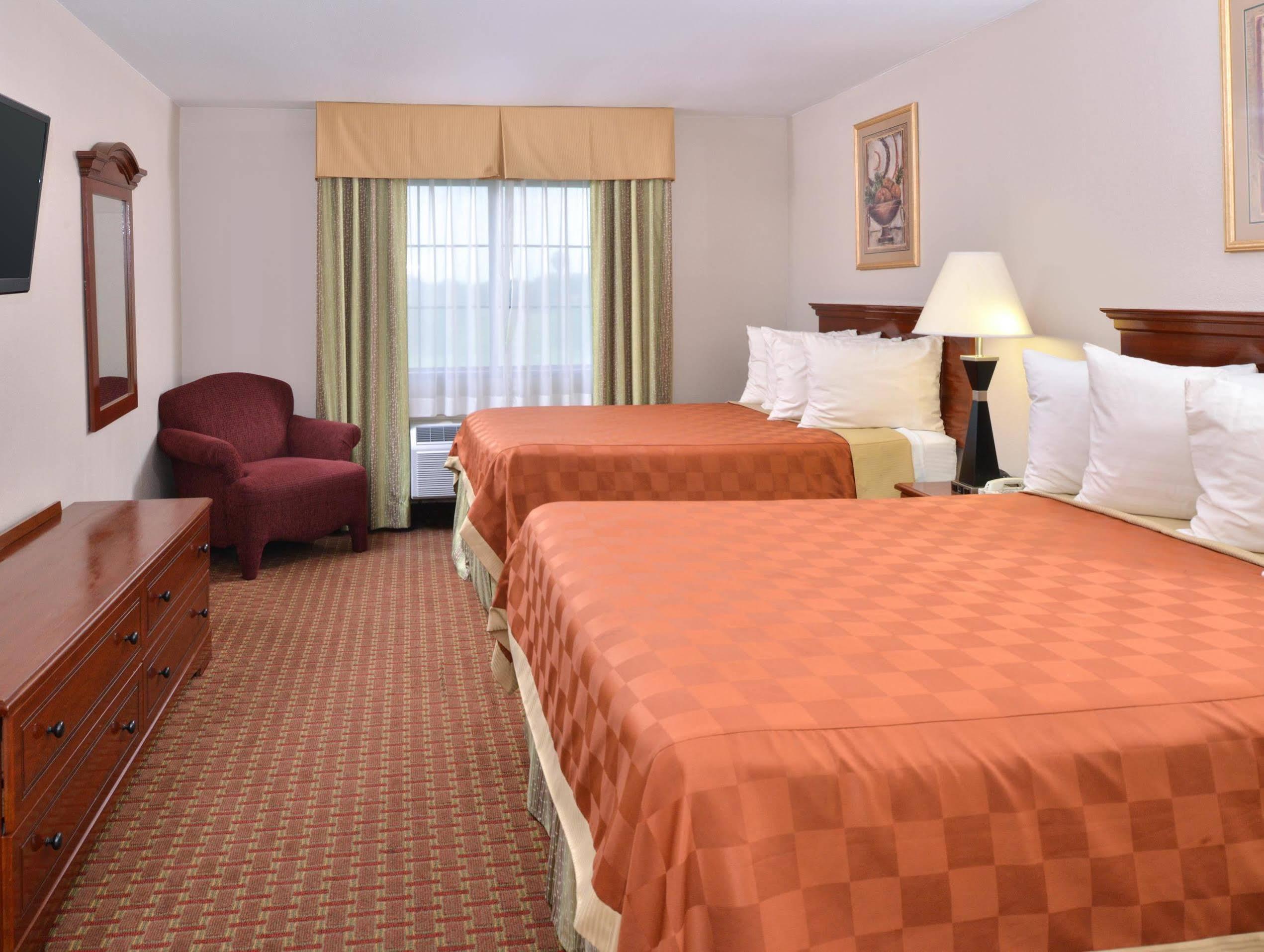 Americas Best Value Inn & Suites San Benito Esterno foto