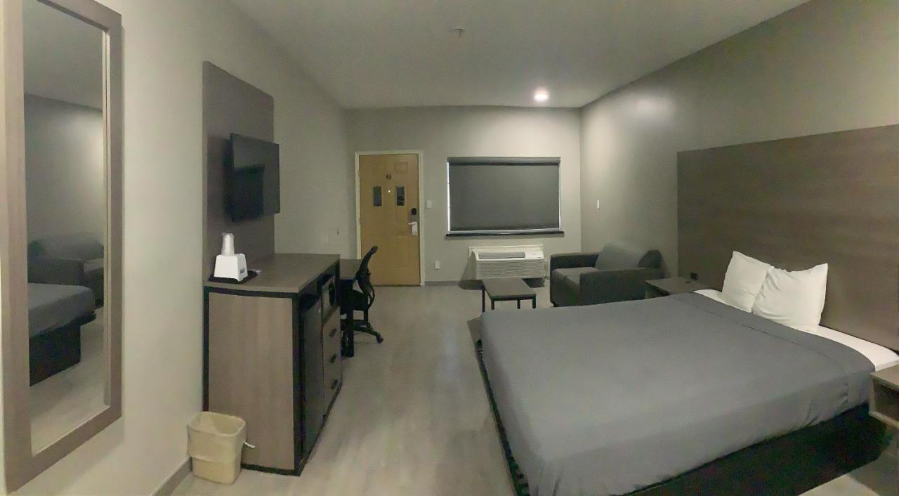 Americas Best Value Inn & Suites San Benito Esterno foto
