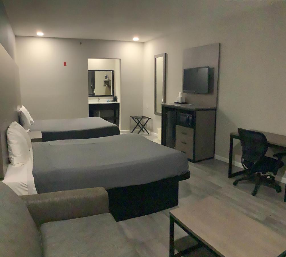 Americas Best Value Inn & Suites San Benito Esterno foto