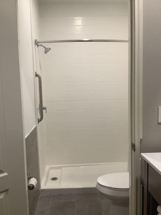 Americas Best Value Inn & Suites San Benito Esterno foto